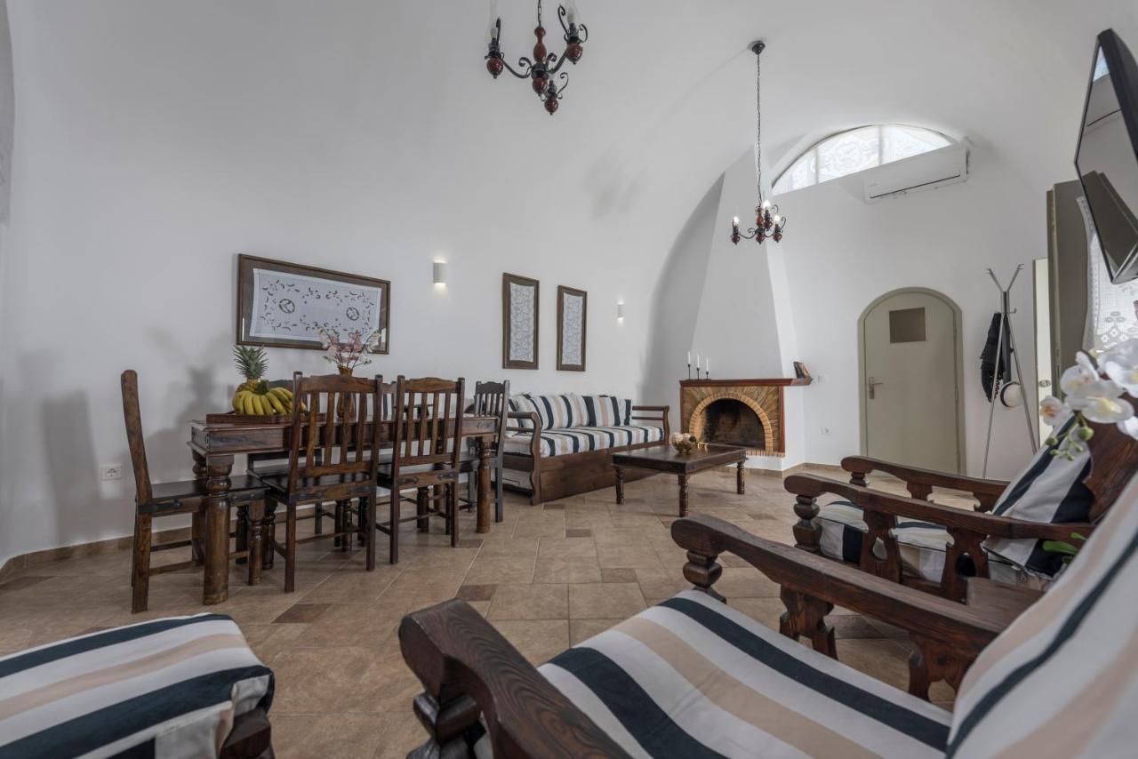 Santorini 180 Degrees Villa Pyrgos Kallistis Bagian luar foto